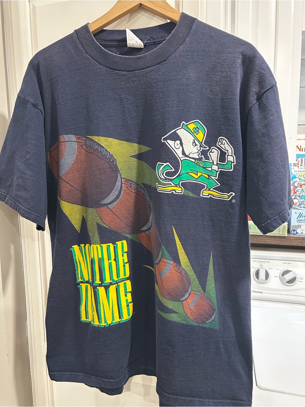 Notre Dame Navy Short Sleeve Football vintage Graphic Tee